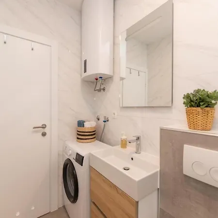 Apartments Ruza- 50M From Beach *